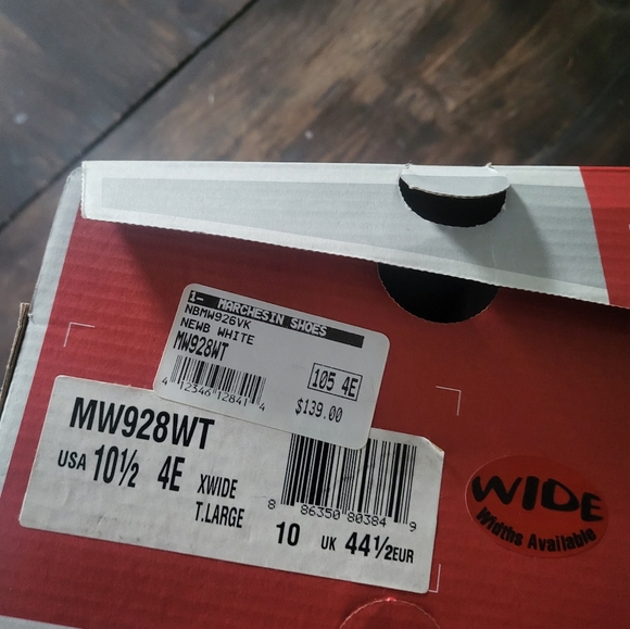 New balance sneakers - Picture 2 of 11